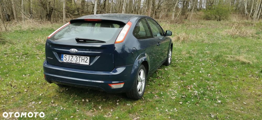 Ford Focus 1.4 Trend - 5