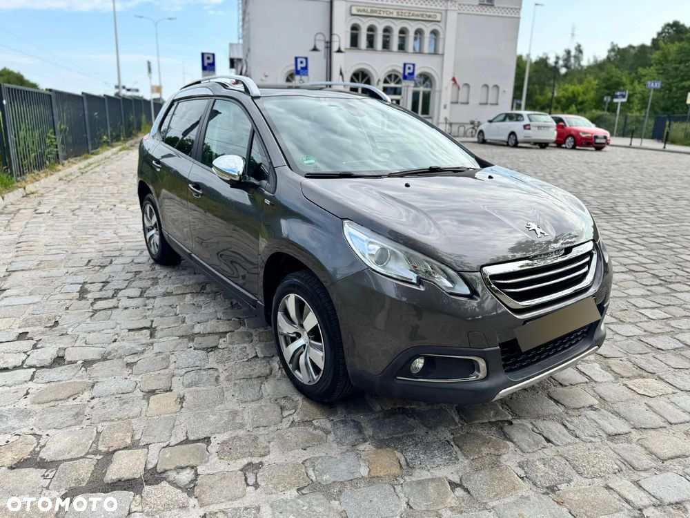 Peugeot 2008 1.2 VTi Allure - 6