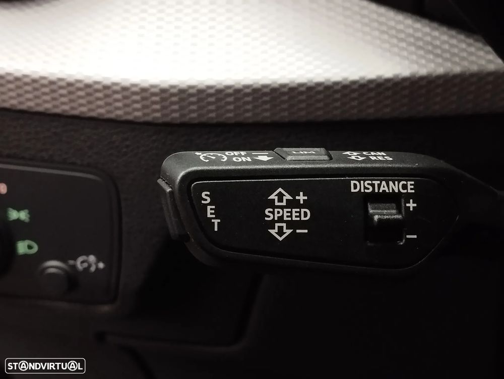 Audi Q2 30 TDI Advanced S tronic - 25