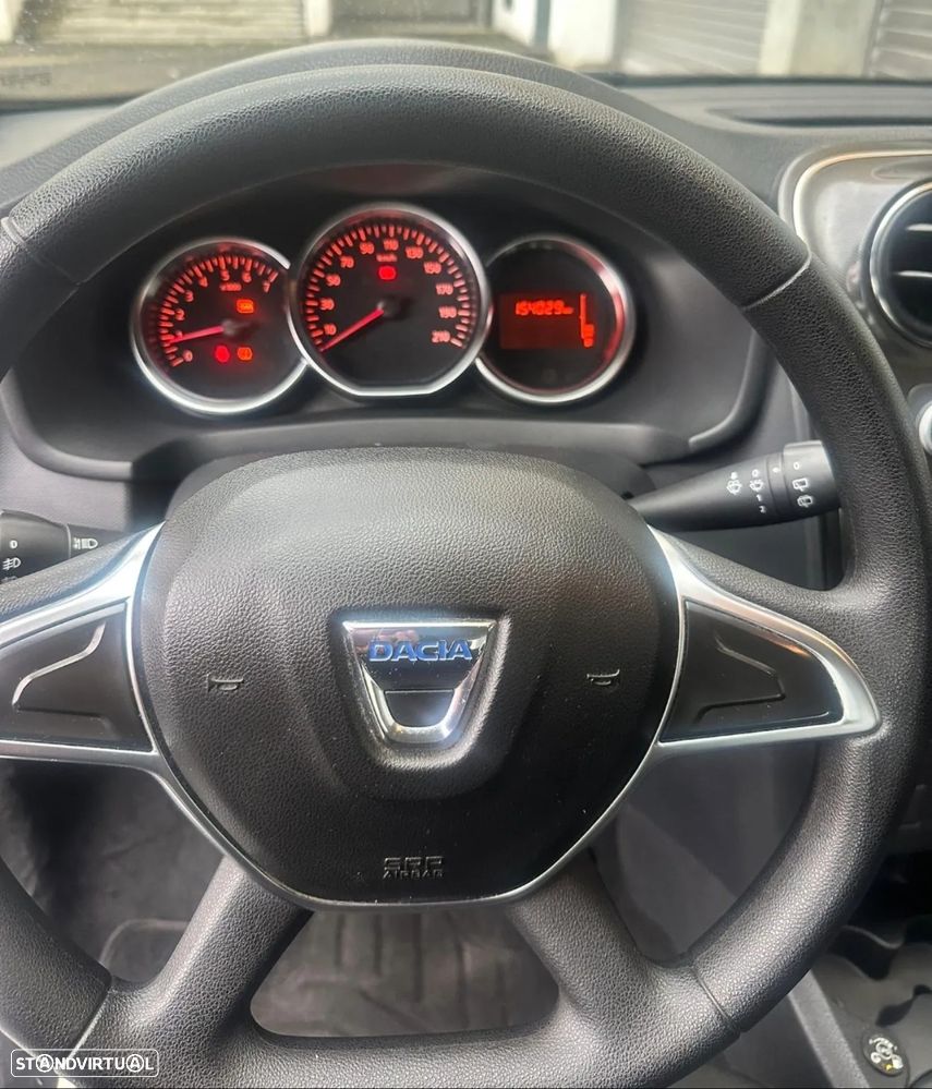 Dacia Sandero TCe 100 Essential - 6