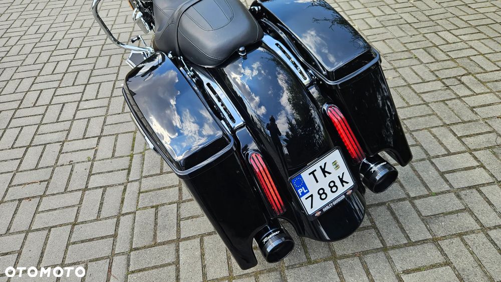 Harley-Davidson Touring Road King - 16