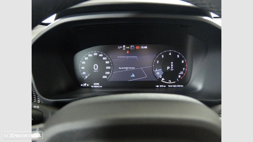 Volvo XC 40 1.5 T2 Plus Dark Auto - 24