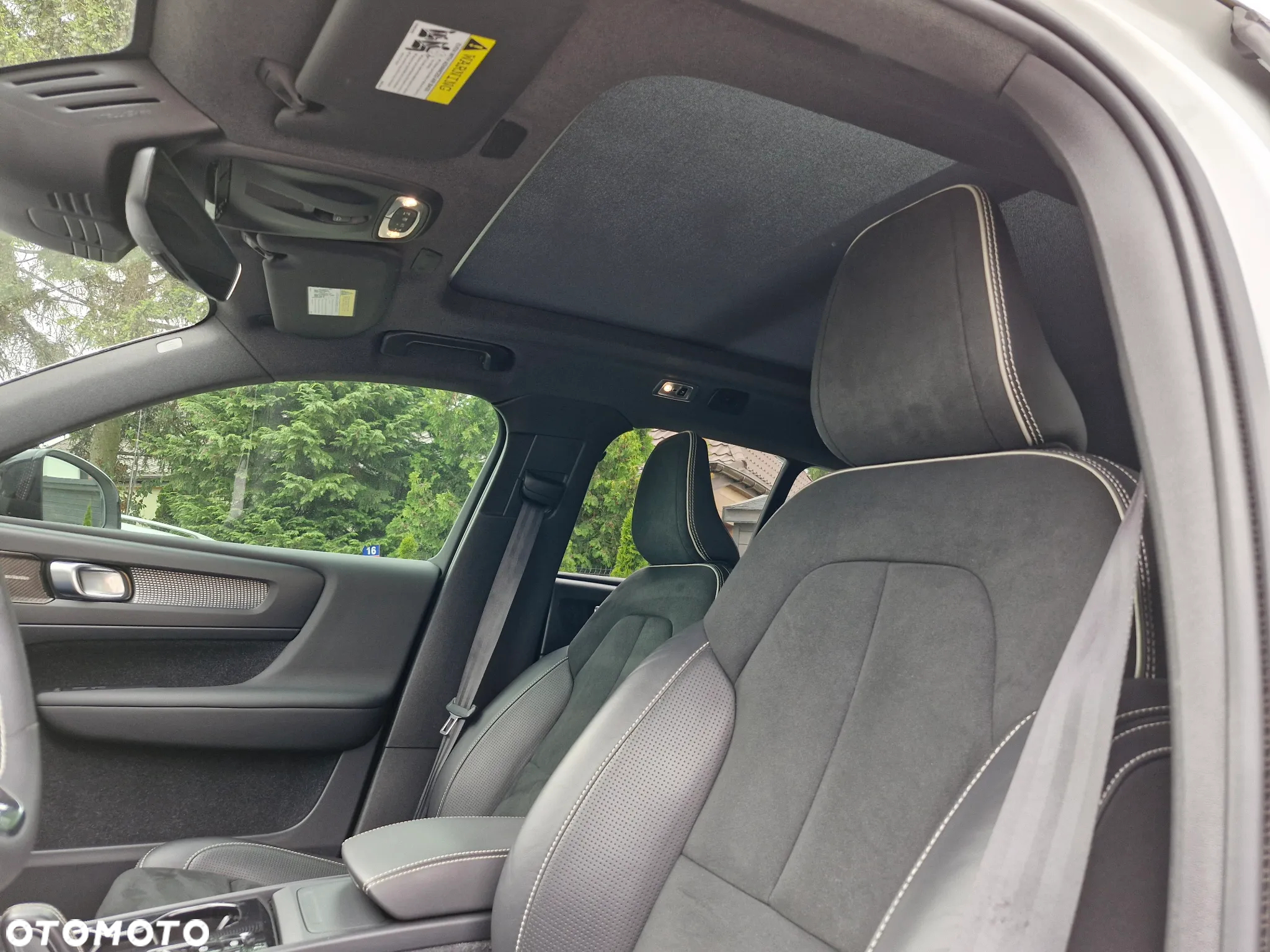 Volvo XC 40 T5 AWD R-Design - 15