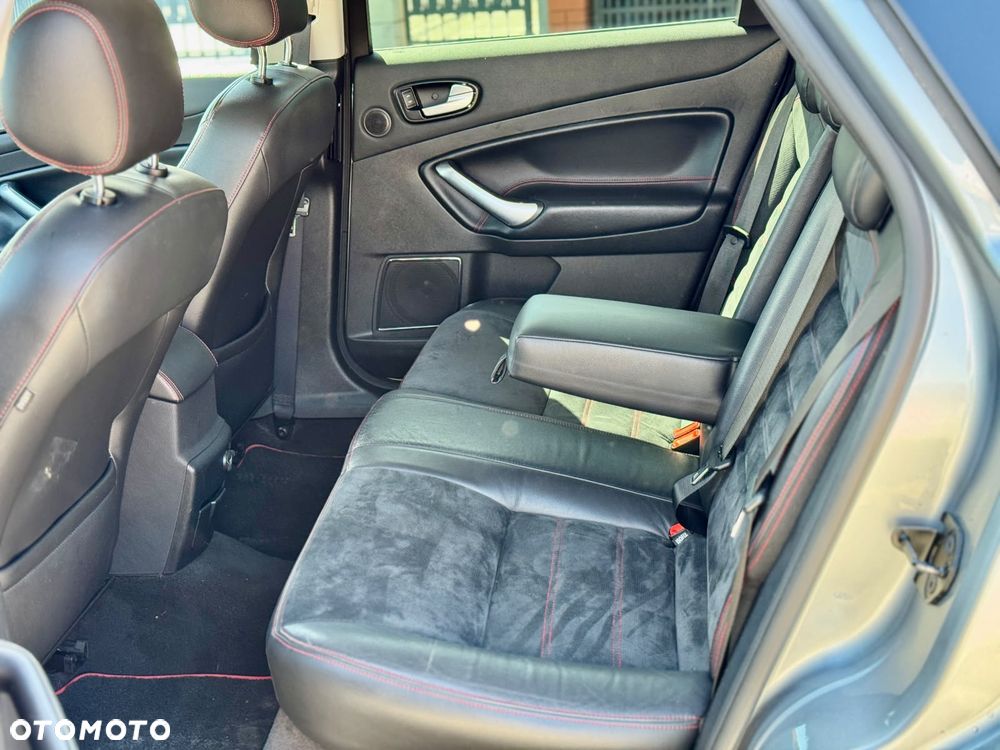 Ford Mondeo 2.0 TDCi Titanium S - 18