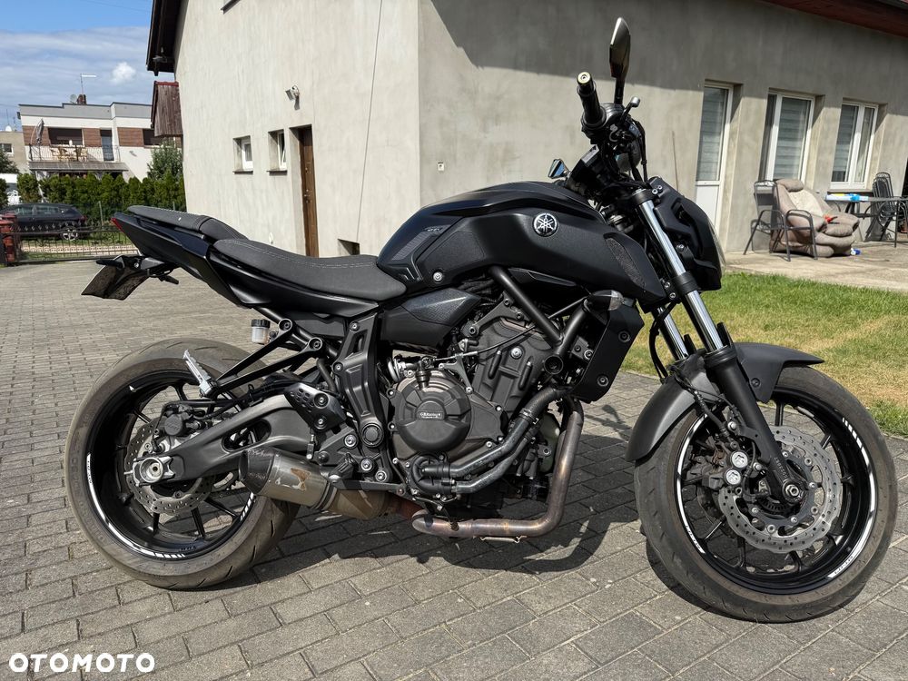 Yamaha MT - 4