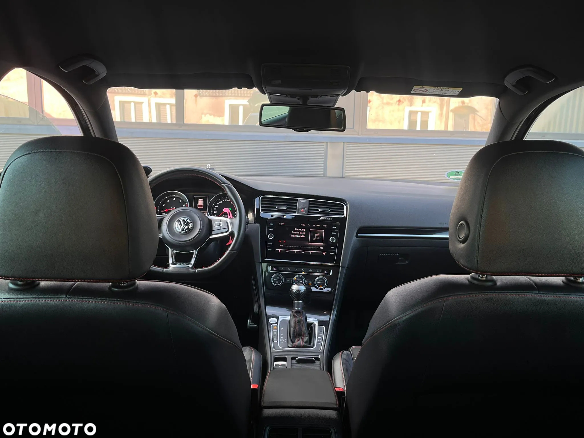 Volkswagen Golf GTI Performance BlueMotion Technology DSG - 27