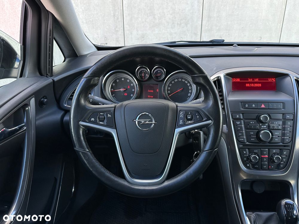 Opel Astra 1.4 T Cosmo S&S - 18