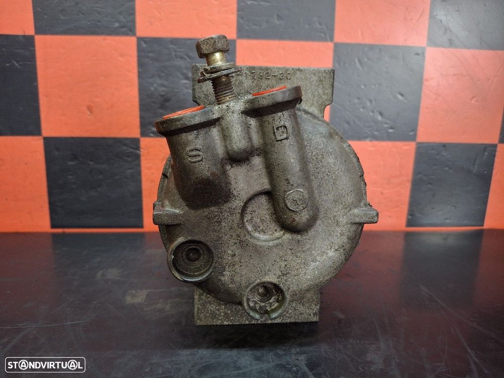 Compressor Do Ar Condicionado Mitsubishi Canter Camião De Plataforma/C - 3