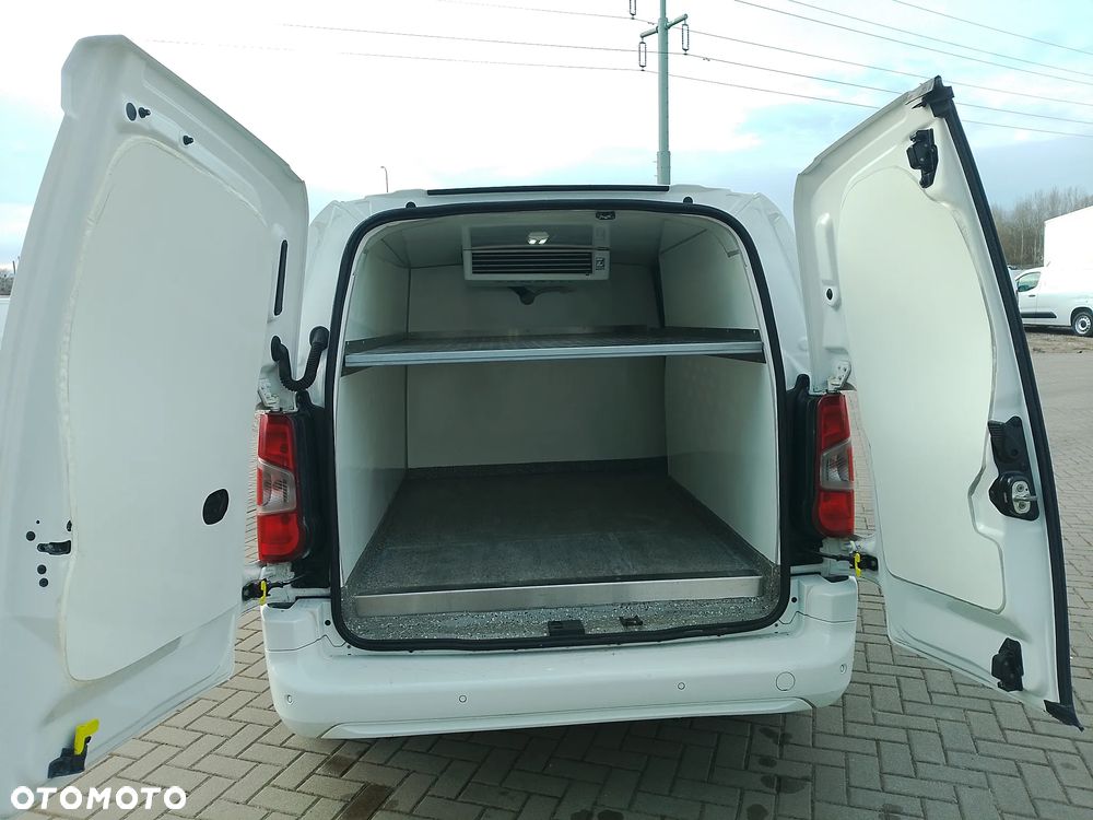Peugeot Partner Proace Berlingo Combo Doblo L2 Izoterma Chłodnia Salon PL półka Inox 3 osoby - 20