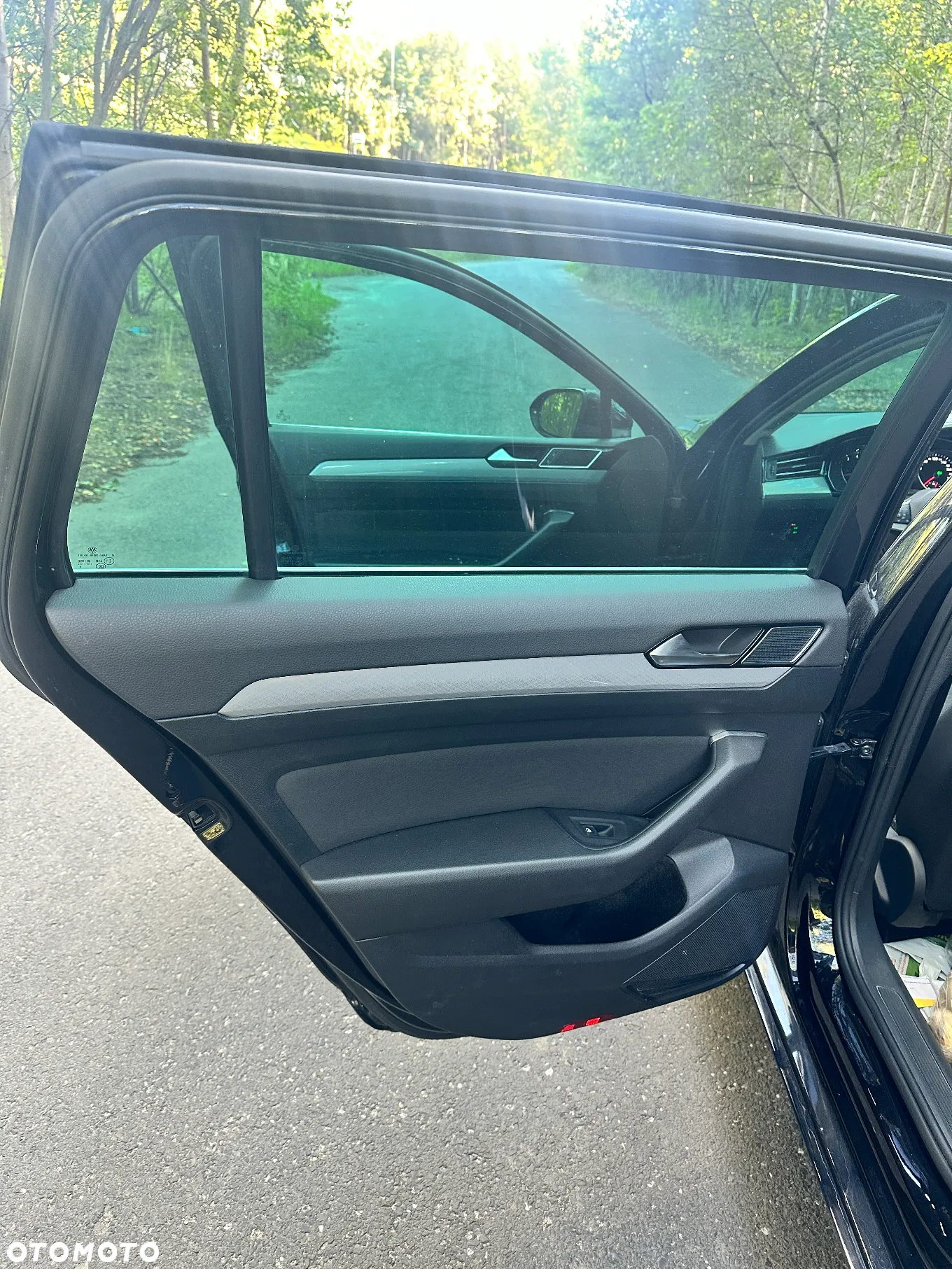 Volkswagen Passat - 9