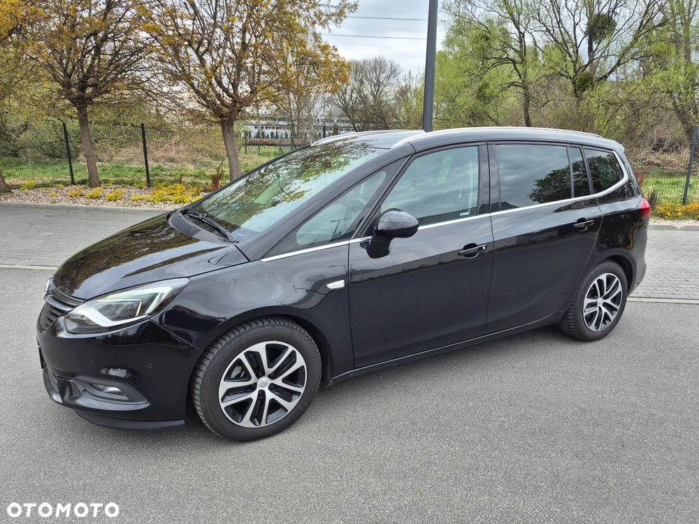 Opel Zafira - 1
