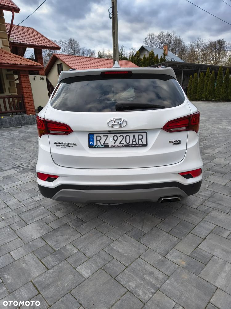 Hyundai Santa Fe 2.4 GDI 4WD Premium - 8