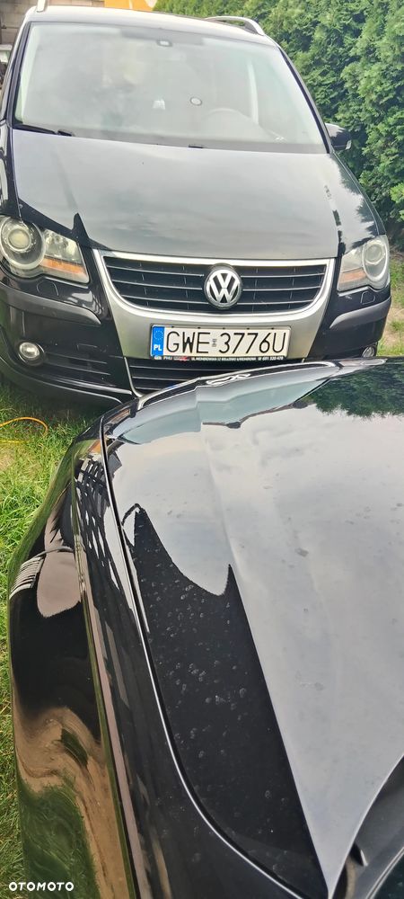Volkswagen Touran 2.0 TDI DPF Cross DSG - 9