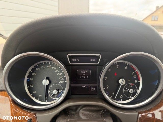 Mercedes-Benz GL - 5