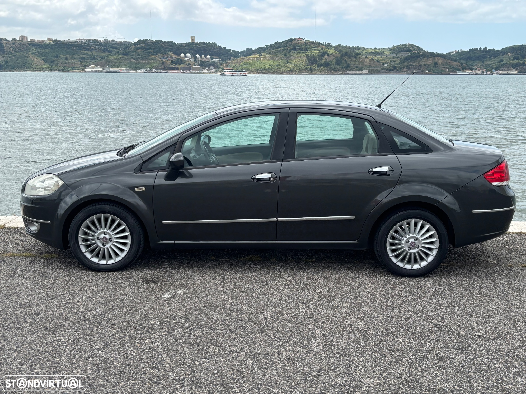 Fiat Linea 1.3 M-Jet Emotion - 3