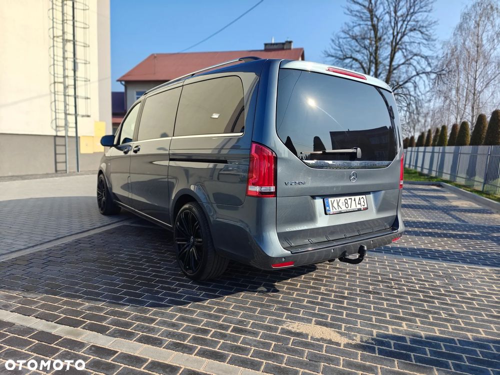 Mercedes-Benz Klasa V 250 (BlueTEC) d Avantgarde 7G-Tronic (d³ugi) - 6