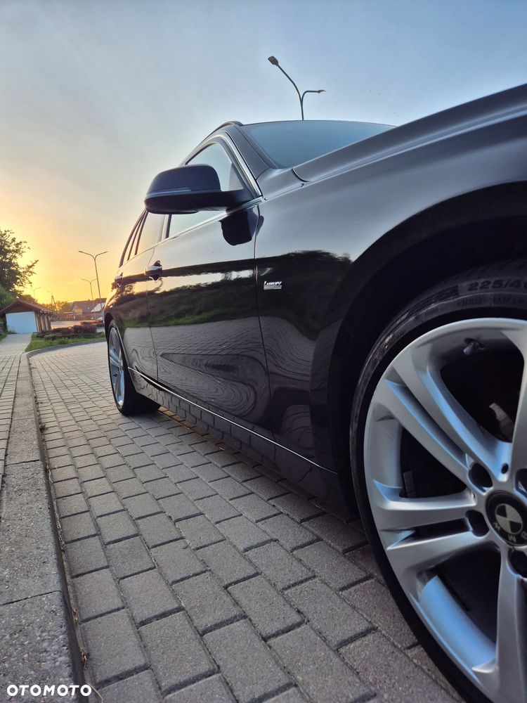 BMW Seria 3 320d Luxury Line - 13
