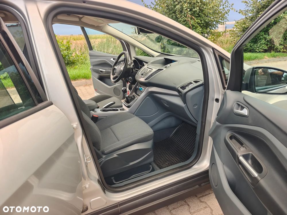 Ford C-MAX - 17