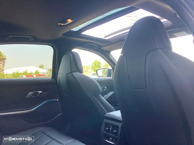 BMW M340 d xDrive Pack 50 anos M Auto - 51