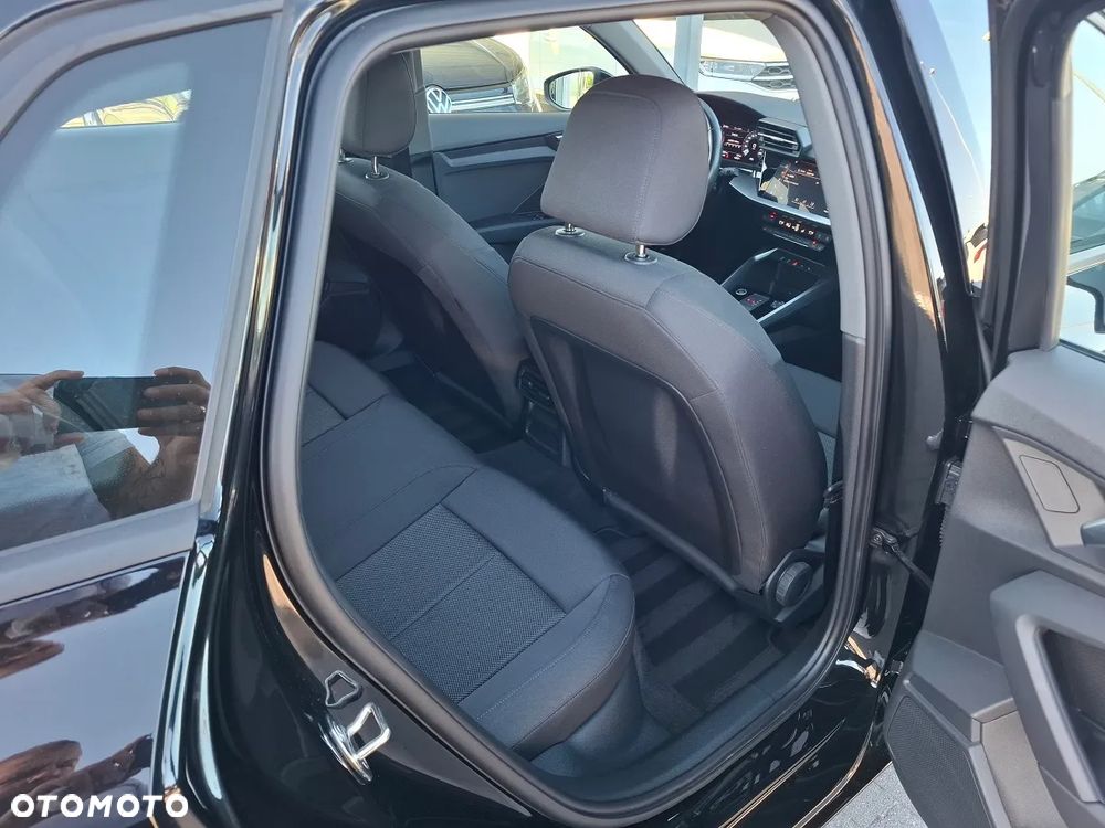 Audi A3 Sportback 35 TFSI mHEV S tronic - 13