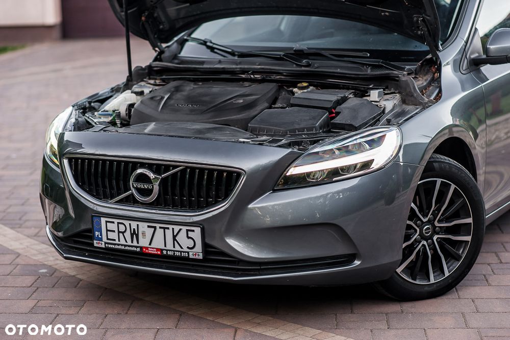 Volvo V40 D2 Drive-E Momentum - 12