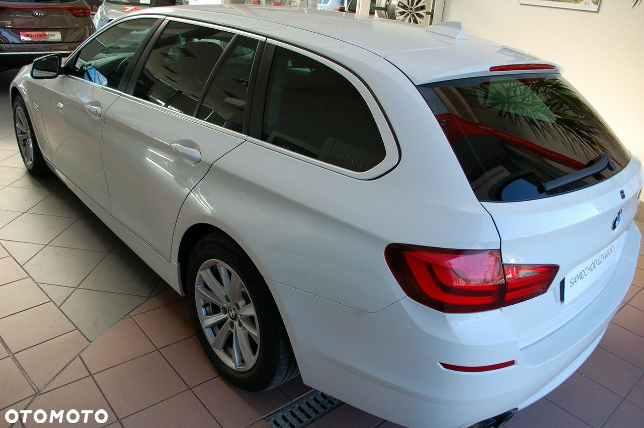 BMW Seria 5 - 11