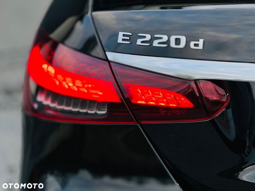 Mercedes-Benz Klasa E - 15