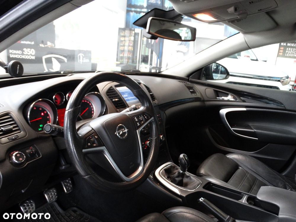 Opel Insignia - 10