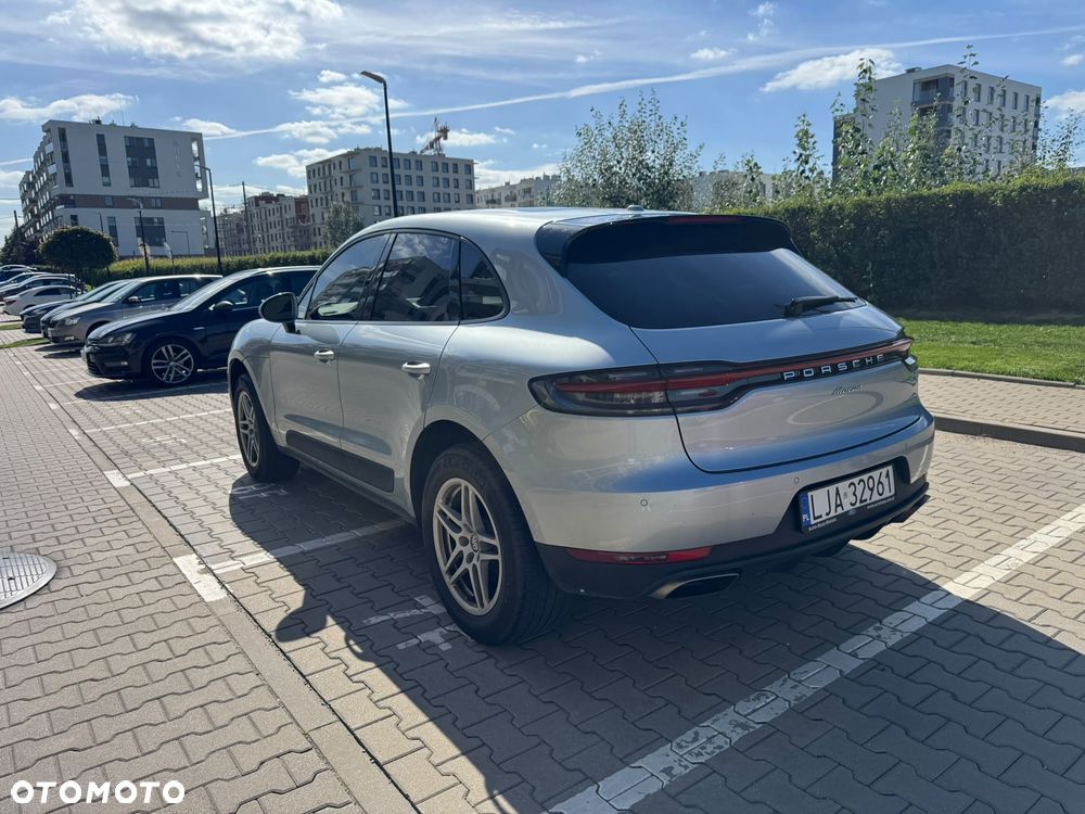 Porsche Macan Standard - 12