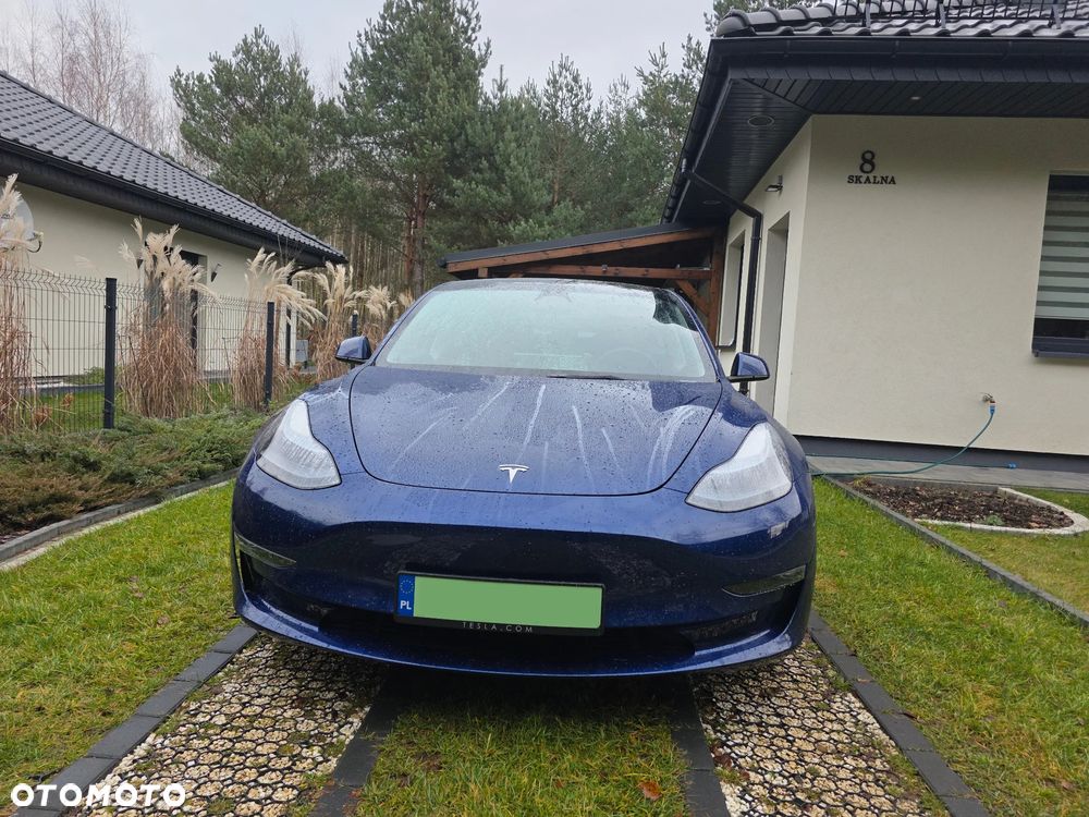Tesla Model 3 - 6