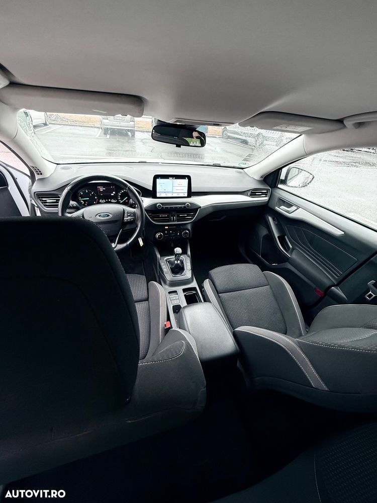 Ford Focus 1.5 EcoBlue Start-Stopp-System COOL&CONNECT - 4