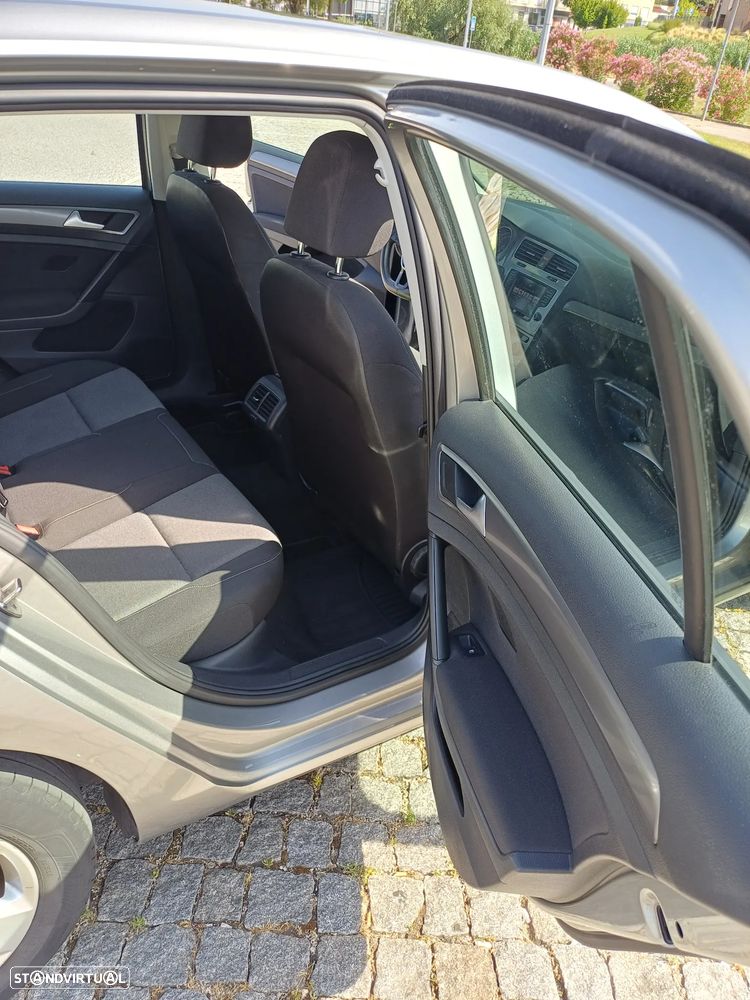 VW Golf 1.6 TDI Trendline - 15