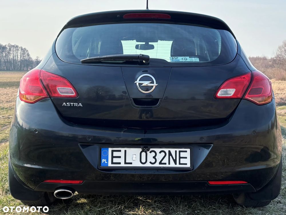 Opel Astra 1.4 T Edition 150 - 9