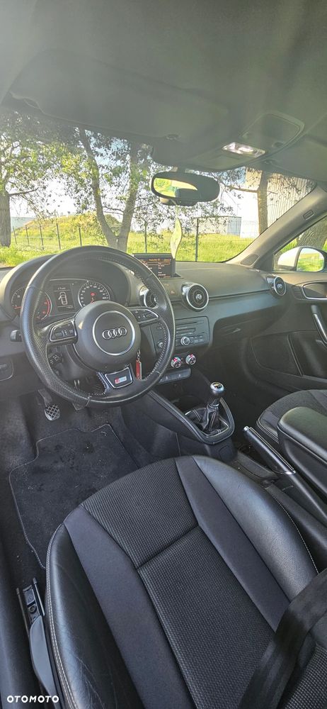 Audi A1 3-drzwiowe 1.6 TDI S line edition m S line Sportpaket - 3