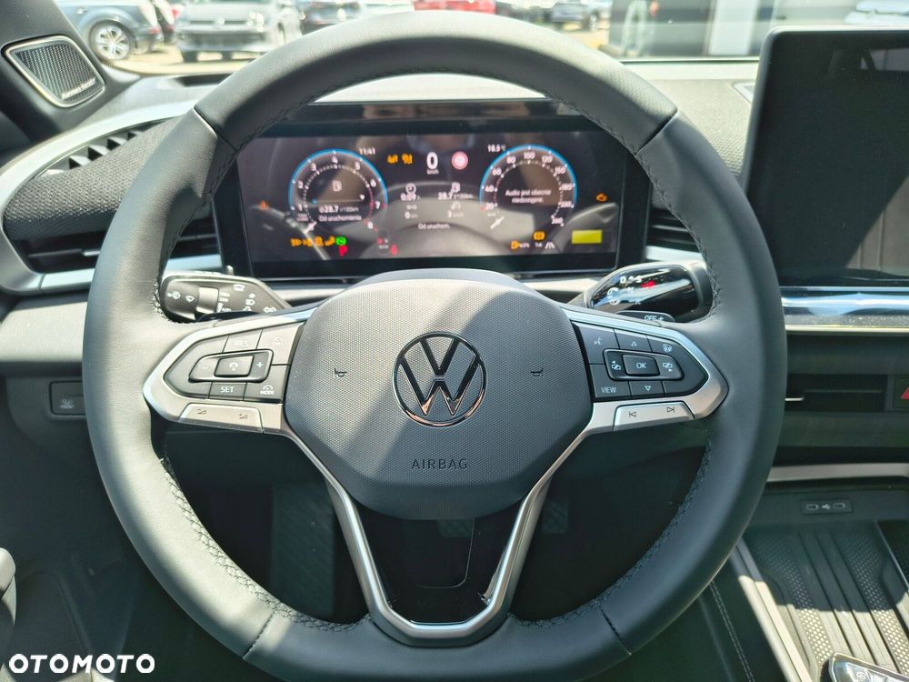 Volkswagen T-Roc 1.5 TSI Style DSG - 18