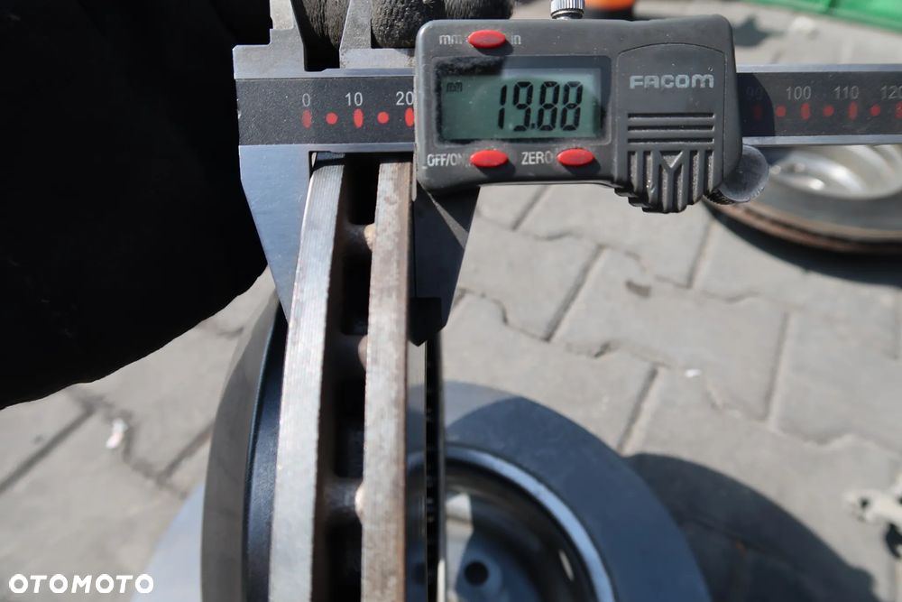 Zestaw Hamulcowy BMW G20 G21 Lift jak nowe - 11