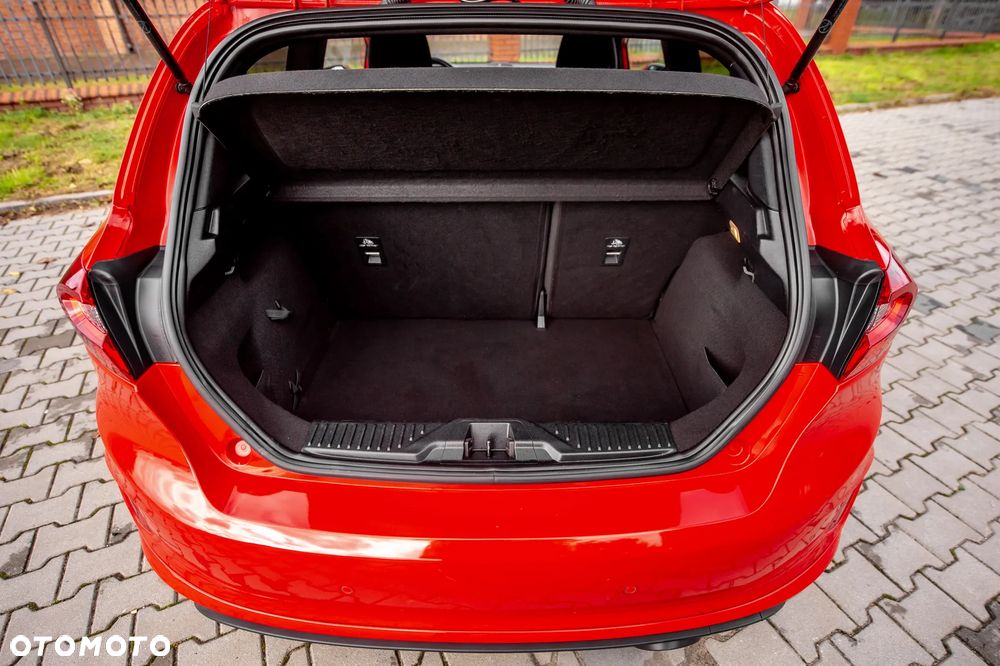 Ford Fiesta 1.0 EcoBoost Start-Stop ST-LINE - 33