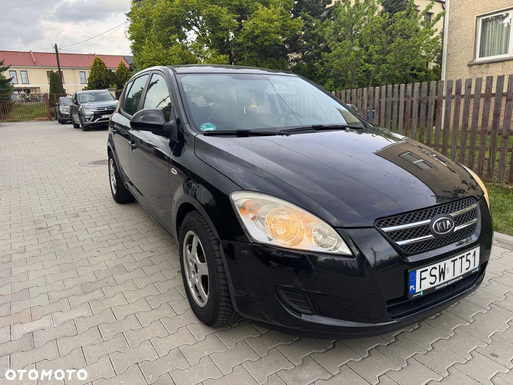 Kia Ceed 1.4 Comfort + - 9