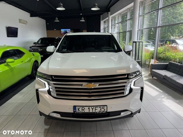 Chevrolet Suburban - 11