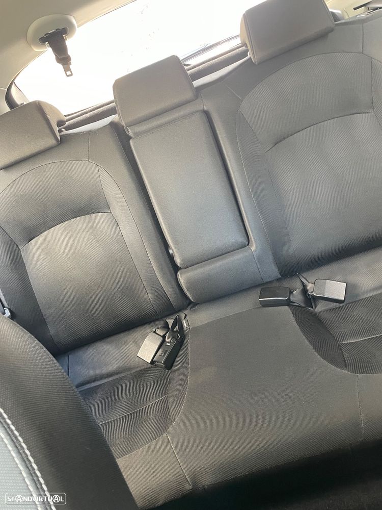 Nissan Qashqai 1.5 dCi 360 - 6