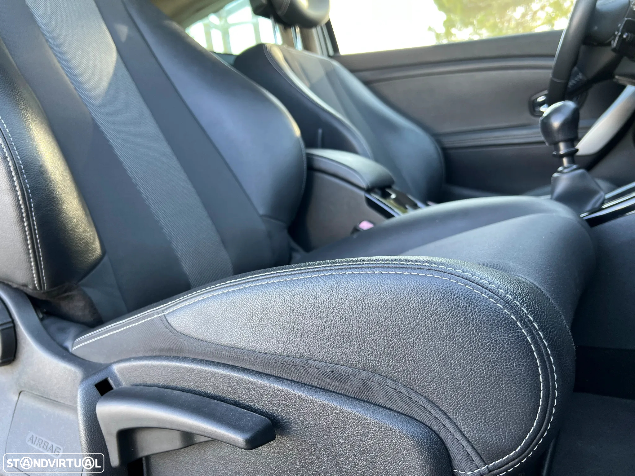 Renault Mégane Coupe 1.6 dCi Bose Edition SS - 9