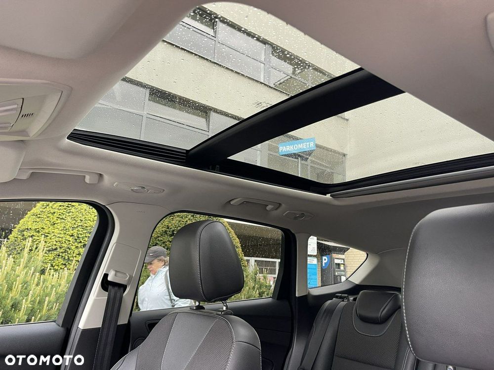 Ford Kuga - 30
