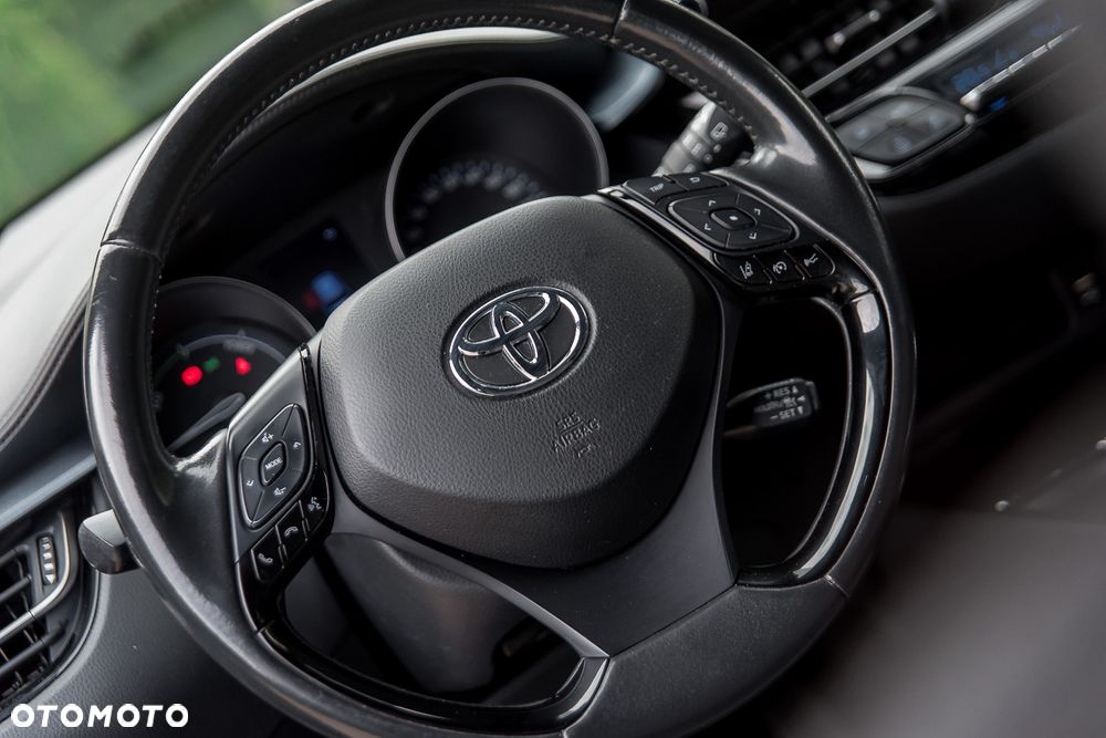 Toyota C-HR 2.0 Business-Edition - 17