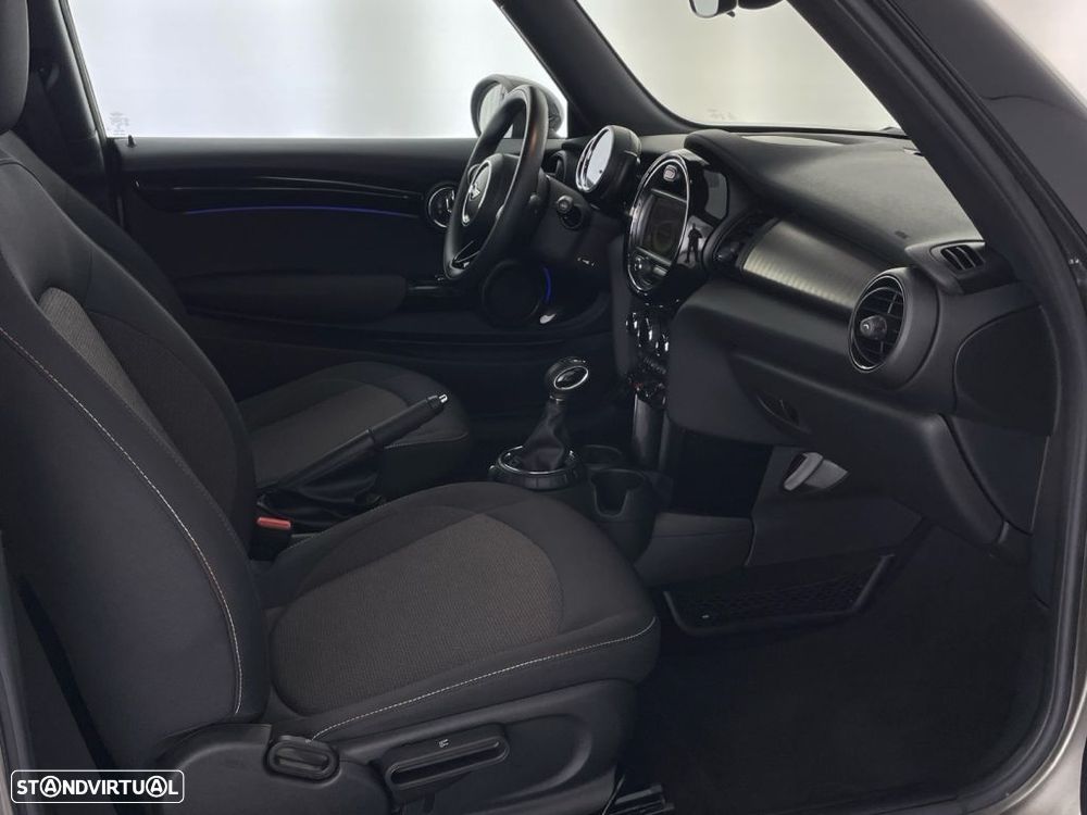 MINI 3 Portas Cooper Auto - 22