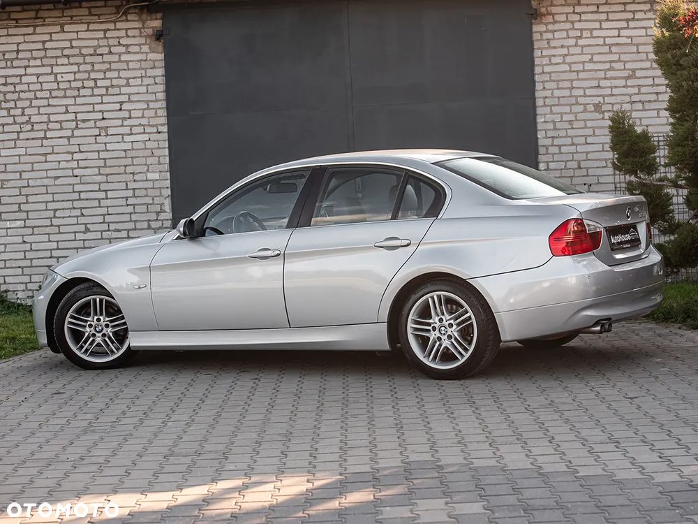 BMW Seria 3 325i - 12