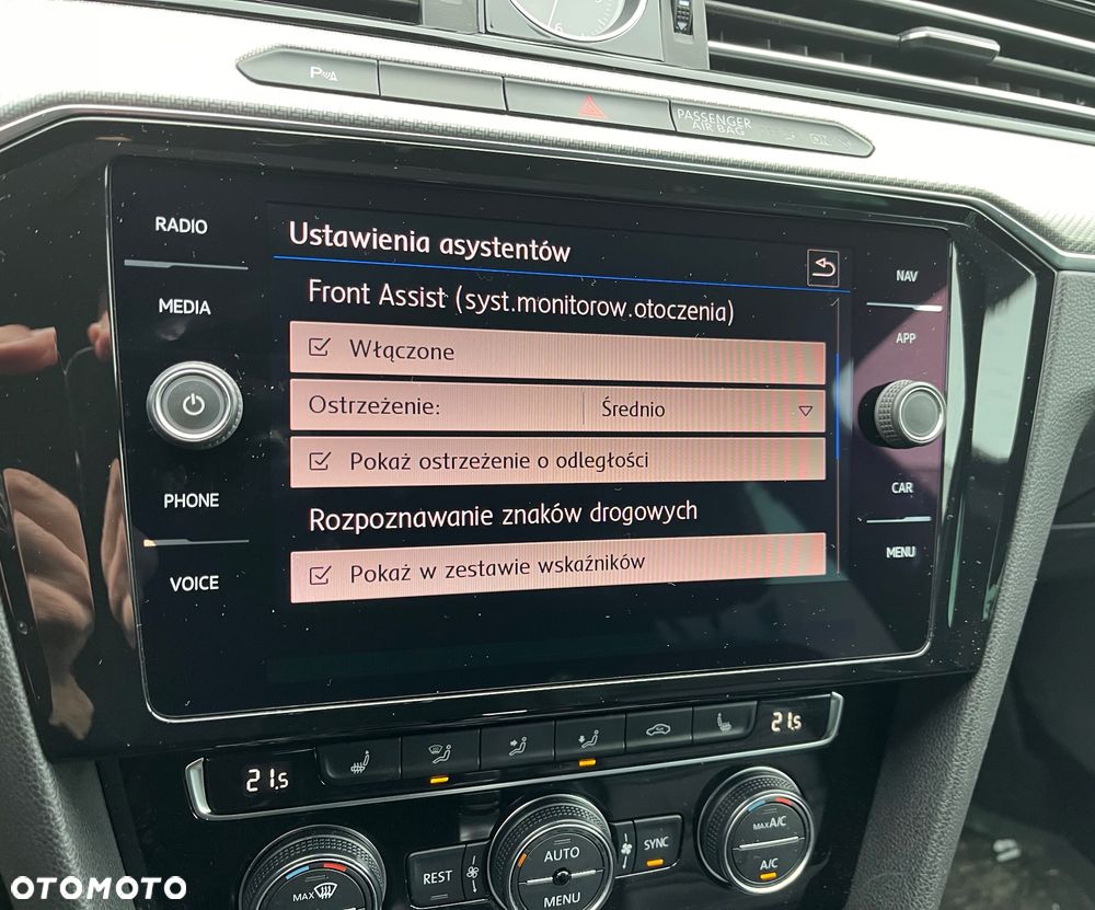 Volkswagen Passat 2.0 TDI BMT SCR 4Mot Highline DSG7 - 29