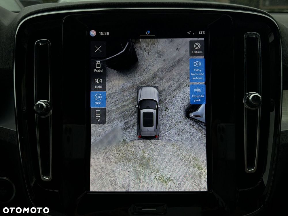 Volvo XC 40 - 28