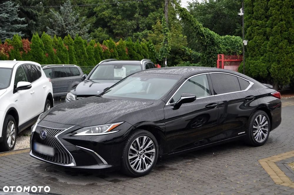 Lexus ES 300h Business Edition + - 1