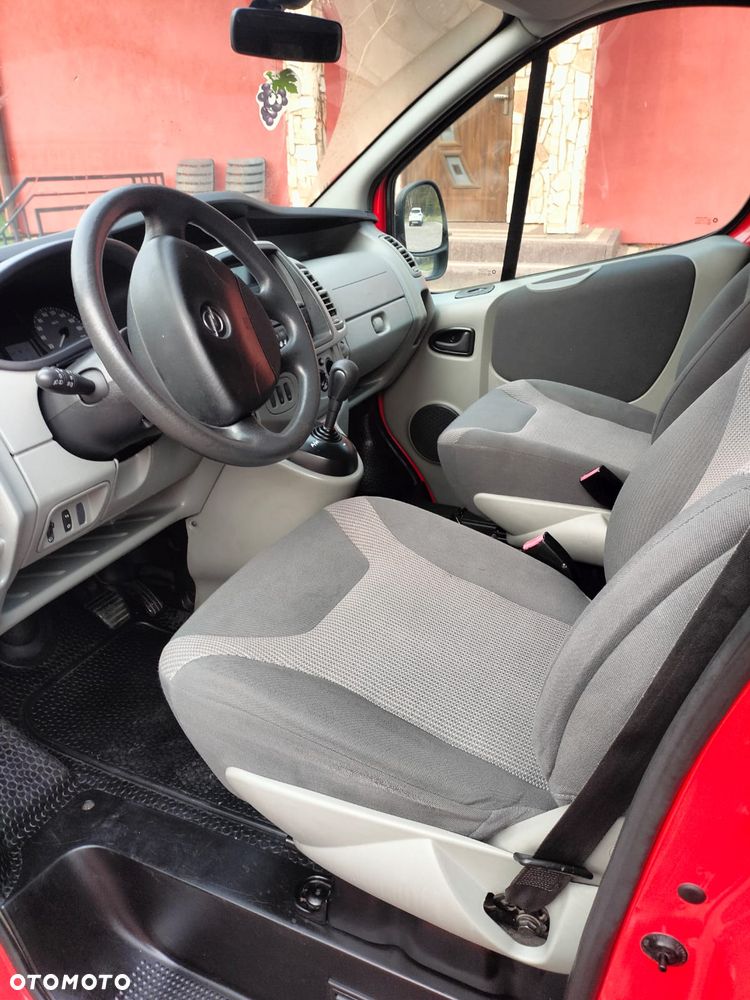 Opel Vivaro - 4
