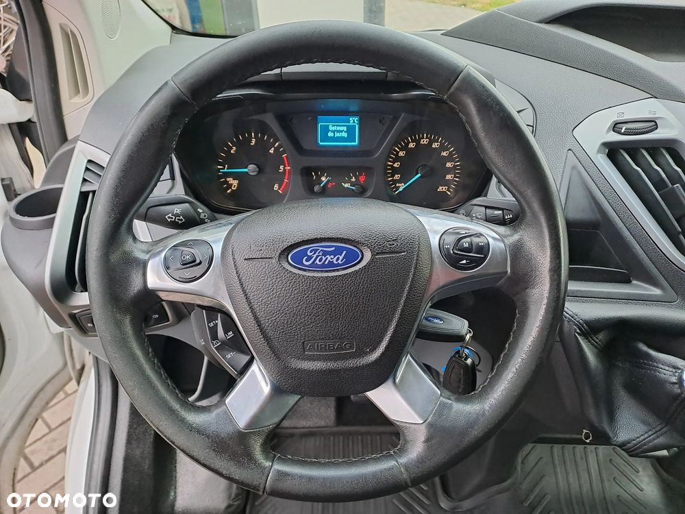 Ford TRANSIT CUSTOM - 14